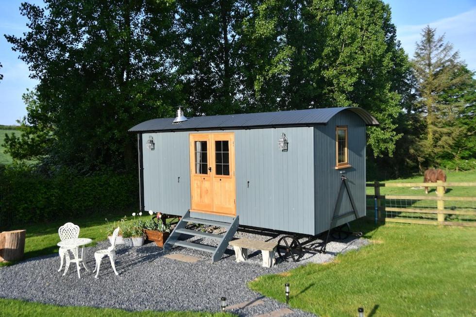 The Shepherds Hut Carmarthen Ngoại thất bức ảnh